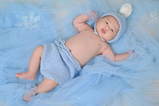 莱州宝宝几个月可以吃饭 莱州宝宝几个月可以吃饭